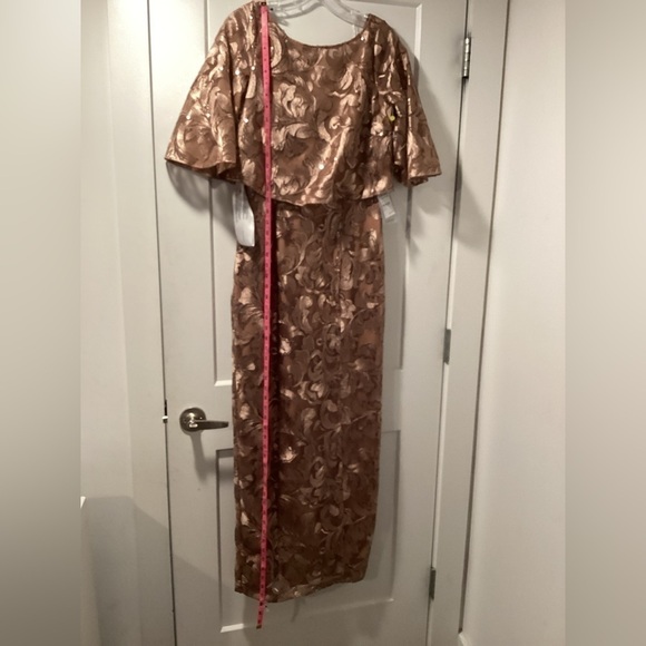 NWT Nordstrom JS Collections Metallic Long Evening Dress Size 4 - Picture 5 of 10